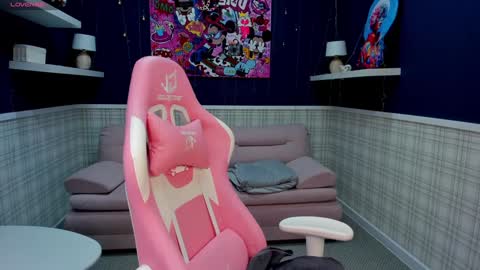 AmyGMT 2 Mon-Sun  0300am-0900am  online show from 18, 1, 2025