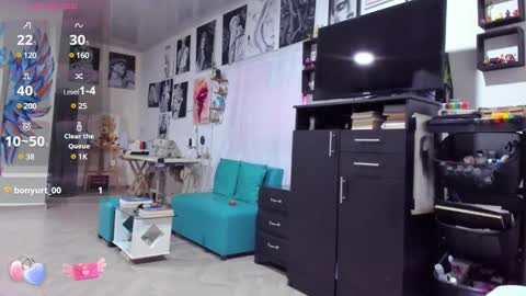 AmyEloise online show from 28, 2, 2025