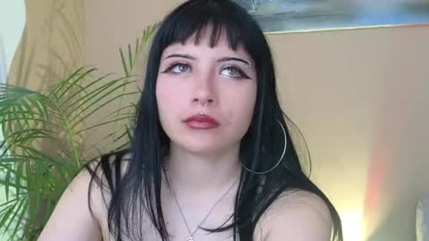 Snapshot of amy_bat chatting on 10, 6, 2026 amy_bat online show from 10, 6, 2026