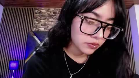 Amy online show from 4, 8, 2026