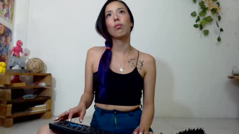 amy mur online show from 21, 10, 2025