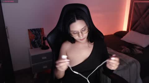 Snapshot of amy_stiward chatting on 23, 5, 2026 Mia Cristancho online show from 23, 5, 2026
