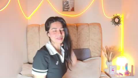 Amy online show from 9, 6, 2026