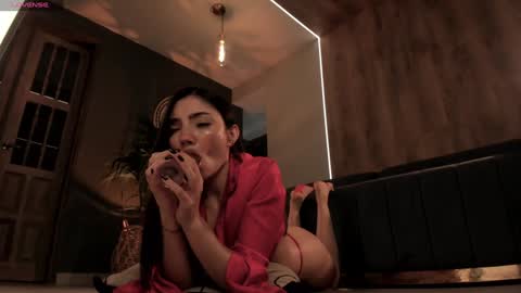 Snapshot of amyarmstrong chatting on 8, 1, 2025 Amy Armstrong online show from 8, 1, 2025