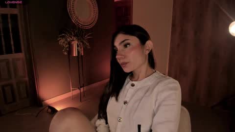 Snapshot of amyarmstrong chatting on 25, 2, 2025 Amy Armstrong online show from 25, 2, 2025