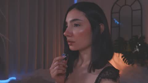 Snapshot of amyarmstrong chatting on 12, 11, 2025 Amy Armstrong online show from 12, 11, 2025