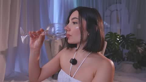 Amy Armstrong online show from 26, 4, 2026