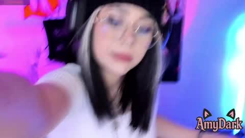 Amy online show from 28, 4, 2026