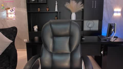 Amy  online show from 12, 1, 2025