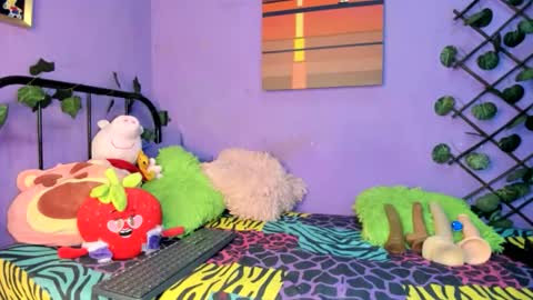 Snapshot of amydelahoz chatting on 27, 10, 2025 Amy Kamila online show from 27, 10, 2025