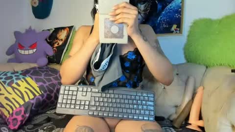 Amy Kamila online show from 28, 7, 2026