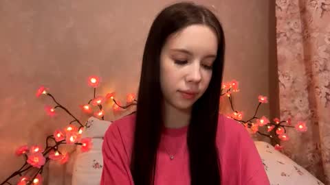 Snapshot of amygrav chatting on 22, 11, 2025 Milou online show from 22, 11, 2025