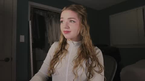 Snapshot of amyjj chatting on 24, 9, 2025 Amy online show from 24, 9, 2025