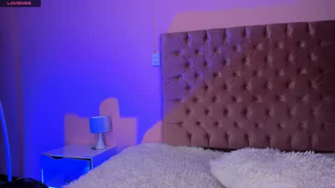 Amy ... Nice to meet u   thumb up me please its important online show from 5, 2, 2025