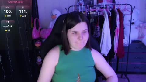 Snapshot of amyvibes chatting on 5, 5, 2026 amyvibes online show from 5, 5, 2026