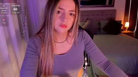 Snapshot of amywoods chatting on 1, 11, 2025 online show from 1, 11, 2025