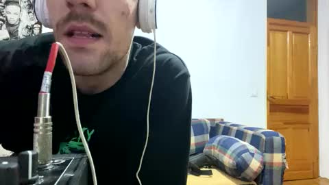 Snapshot of amyyrlikesdeep chatting on 13, 9, 2025 amyyrlikesdeep online show from 13, 9, 2025