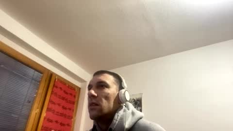 Snapshot of amyyrlikesdeep chatting on 22, 10, 2025 amyyrlikesdeep online show from 22, 10, 2025