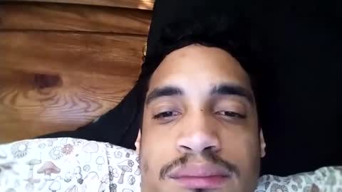 Snapshot of an377432 chatting on 4, 3, 2025 an377432 online show from 4, 3, 2025