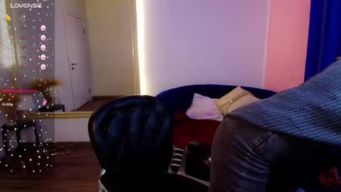 Angie online show from 16, 2, 2025