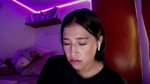 Snapshot of ana_m_ chatting on 16, 12, 2024 Ana online show from 16, 12, 2024