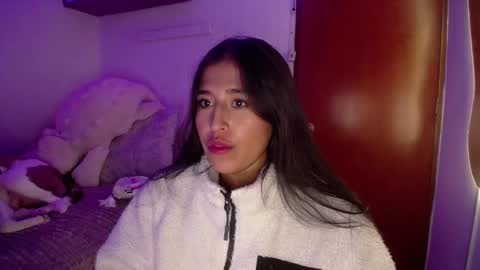 Snapshot of ana_m_ chatting on 4, 2, 2025 Ana online show from 4, 2, 2025