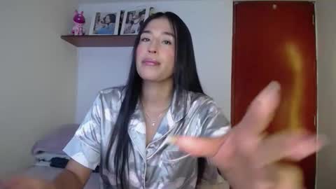 Snapshot of ana_m_ chatting on 31, 10, 2025 Ana online show from 31, 10, 2025