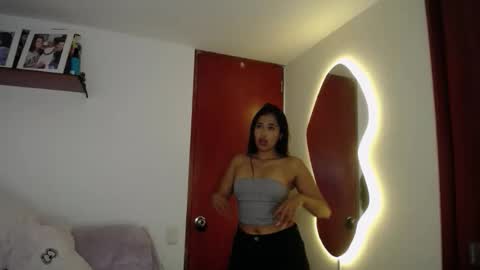 Snapshot of ana_m_ chatting on 1, 11, 2025 Ana online show from 1, 11, 2025