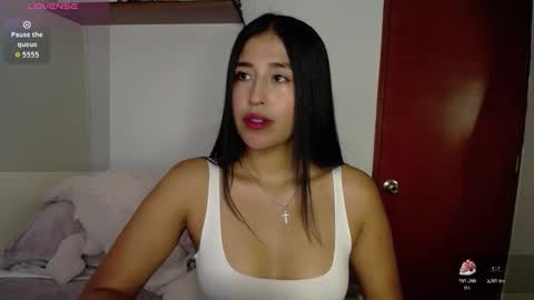 Snapshot of ana_m_ chatting on 26, 11, 2025 Ana online show from 26, 11, 2025