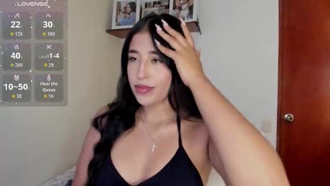 Snapshot of ana_m_ chatting on 5, 12, 2025 Ana online show from 5, 12, 2025