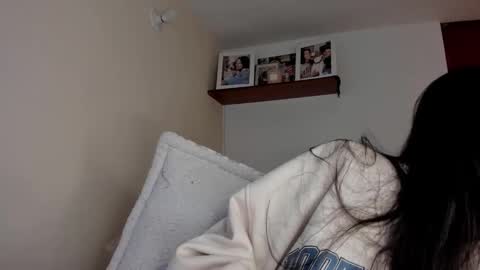 Snapshot of ana_m_ chatting on 6, 1, 2026 Ana online show from 6, 1, 2026