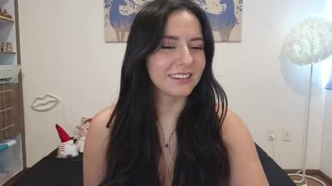 Ana Melissa online show from 8, 3, 2025