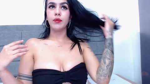 Ana Paula online show from 28, 11, 2025