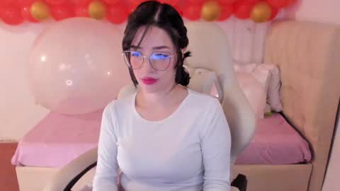 Im anna but you can call me as you want online show from 7, 2, 2025