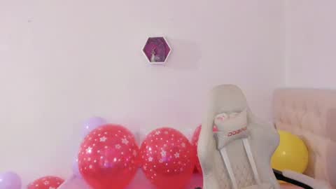 Snapshot of ana_ruuh chatting on 22, 6, 2026 Im anna but you can call me as you want online show from 22, 6, 2026