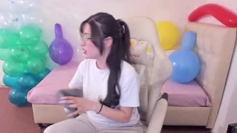 Snapshot of ana_ruuh chatting on 26, 6, 2026 Im anna but you can call me as you want online show from 26, 6, 2026