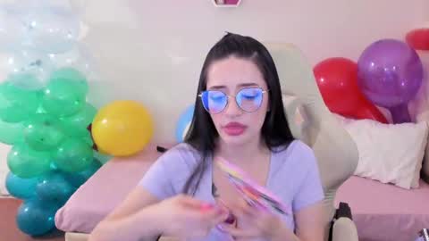 Snapshot of ana_ruuh chatting on 5, 7, 2026 Im anna but you can call me as you want online show from 5, 7, 2026