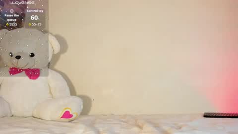 ana_sofia1_ online show from 28, 4, 2026