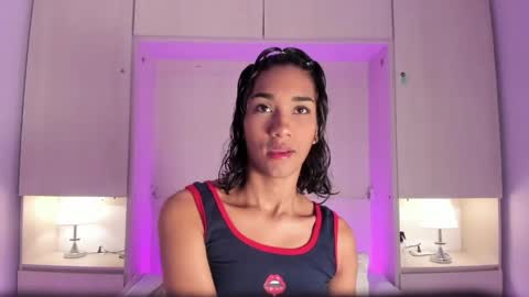 anaacollins_ online show from 22, 4, 2026