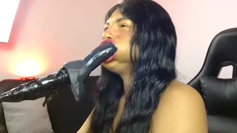 Snapshot of anabel693 chatting on 4, 12, 2024 anabel alice gandara online show from 4, 12, 2024