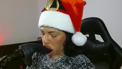 Snapshot of anabel693 chatting on 9, 12, 2024 anabel alice gandara online show from 9, 12, 2024