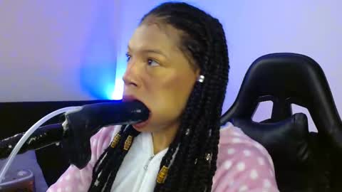 Snapshot of anabel693 chatting on 19, 1, 2025 anabel alice gandara online show from 19, 1, 2025