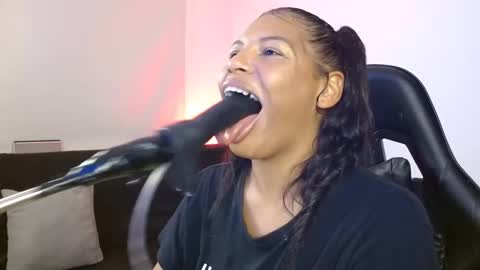 Snapshot of anabel693 chatting on 11, 3, 2025 anabel alice gandara online show from 11, 3, 2025