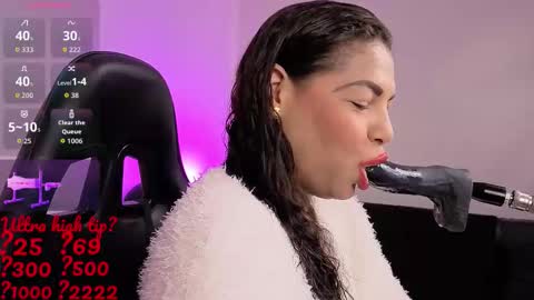 Snapshot of anabel693 chatting on 21, 10, 2025 anabel alice gandara online show from 21, 10, 2025