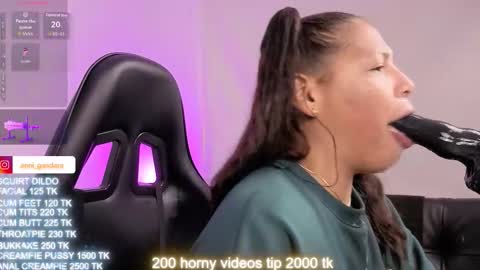 Snapshot of anabel693 chatting on 8, 11, 2025 anabel alice gandara online show from 8, 11, 2025