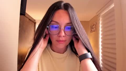 Anabel online show from 10, 3, 2025