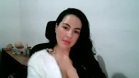 anabelenogueira1 online show from 25, 7, 2026