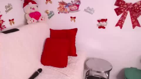 Snapshot of anabellered chatting on 9, 12, 2024 Ana online show from 9, 12, 2024