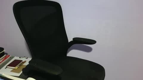 anabelucci_ online show from 21, 4, 2026