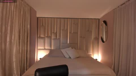 Snapshot of anadurant chatting on 11, 9, 2025 Ana online show from 11, 9, 2025